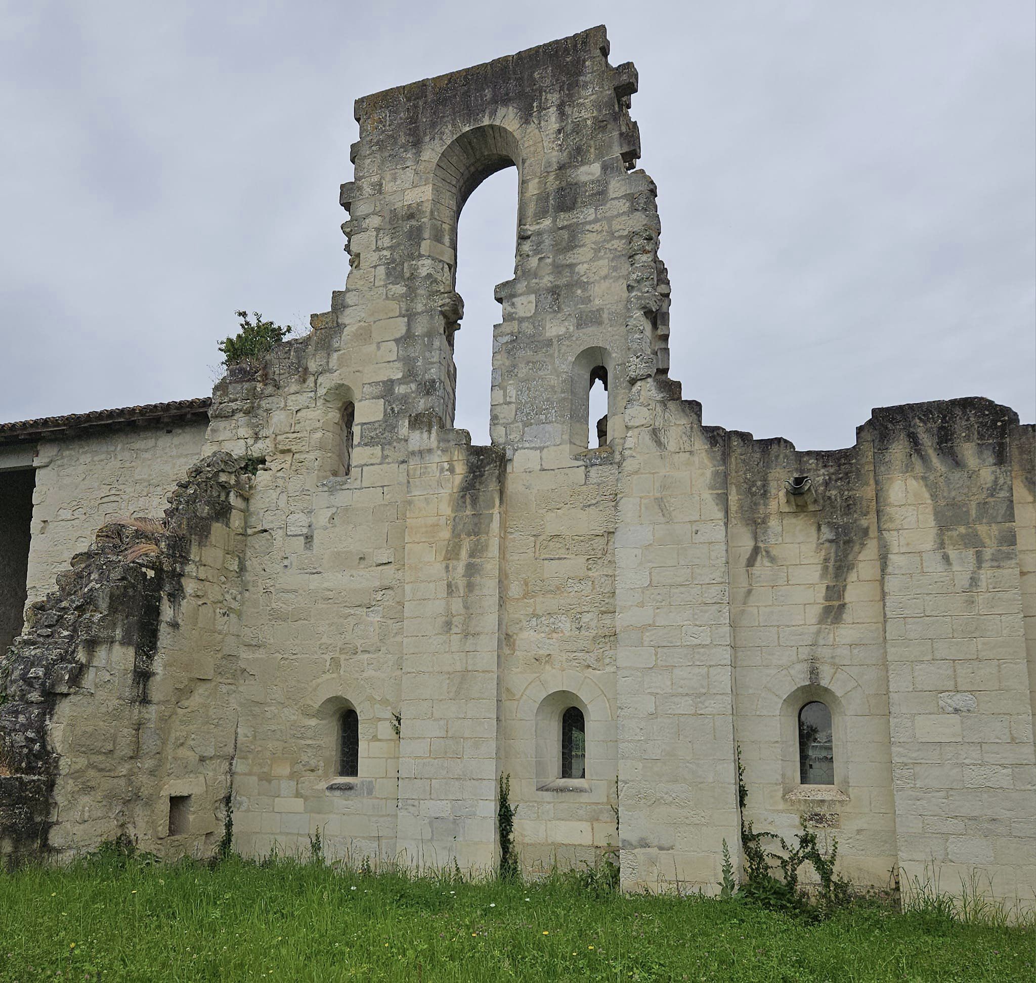 L' Abbaye de la Frenade